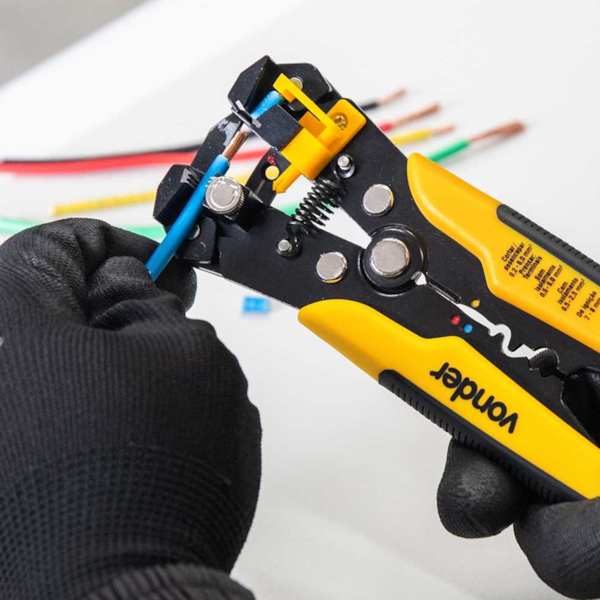 Alicate Desencapador de Fios 8