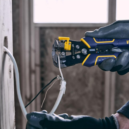 Alicate Eletricista Descascador de Fios Auto Ajustável 8