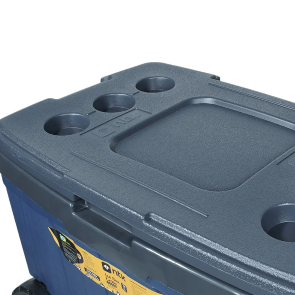 Caixa Térmica Ice Box Cross 54L em Polipropileno Com Rodinhas Azul e Cinza 560455-CZAZ Nautika-542c344e-d85b-4e2c-ac5a-8d3d70c44849