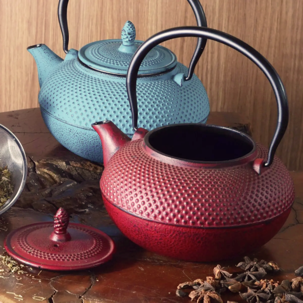 Chaleira Esmaltada Em Ferro Fundido Indução N°18 Azul 1,5L 8182 MTA-c16361f2-a0ac-446e-afb7-6f268150a00f