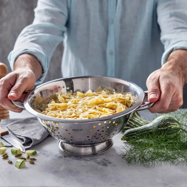 Escorredor para Massa Suprema em Aço Inox 2L 24cm 2082024 Brinox -b78e6c40-c102-4a01-81a1-5f123ac0bc53