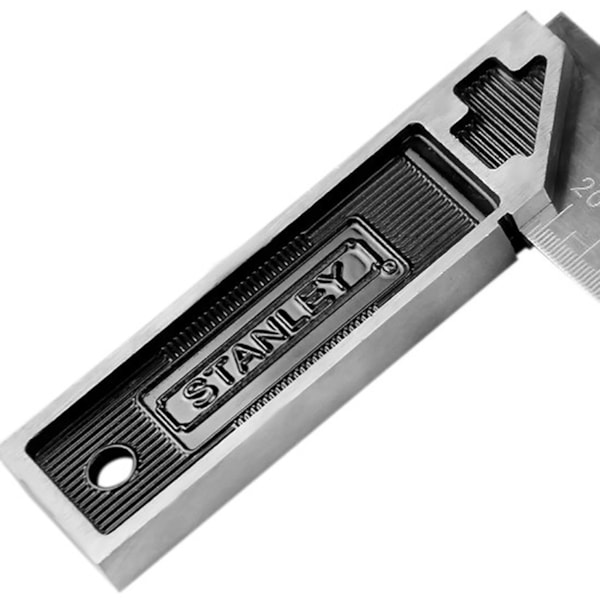 Esquadro de Aço Profissional 10