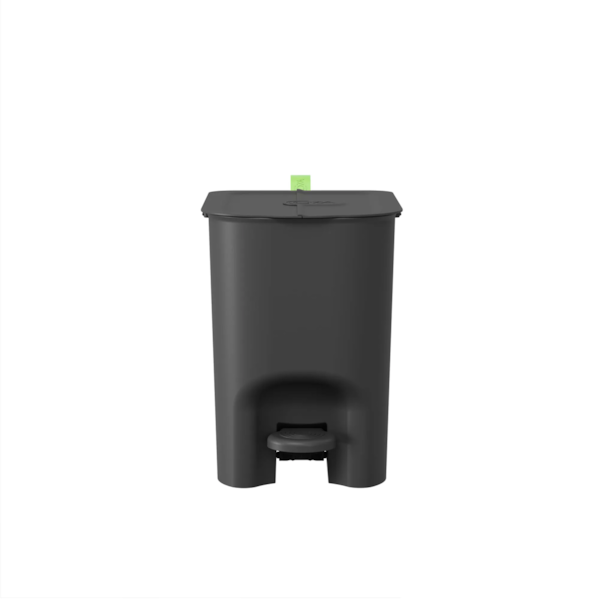 Lixeira Borboleta com Pedal 12LT Preta 106610008 Coza-5ef9dd14-94b6-4ee0-96f7-eb7a0418b1ad