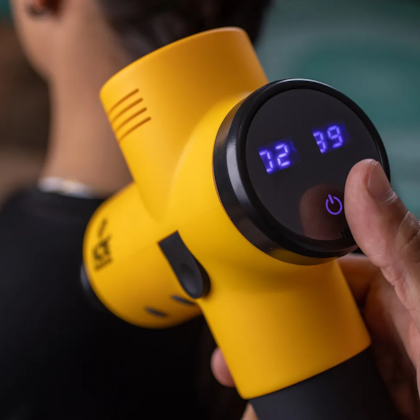 Massageador Profissional Massage Gun Amarelo R16-A Acte Sports-4170a96a-8192-49b9-b598-a1fe765cd47c