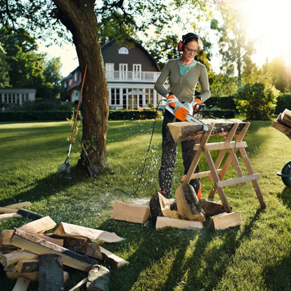 Motosserra Elétrica 30cm 1,4kW 110V MSE 141 C-Q Stihl-9c12961b-024f-49d2-bbaf-21558db55d9a