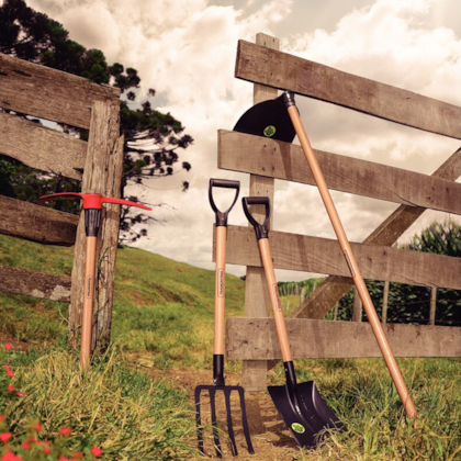 Pá Quadrada 464/30 em Aço Sem Cabo 77464/034 Tramontina-d9f467a9-8a95-4d5f-a9bf-96ca11143dd2