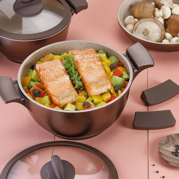 Panela Caçarola Belga Cerâmic-Flon 24cm 4,3L Com Fundo De Indução 8441 MTA-08b873e5-c646-406b-943d-9c421581c962