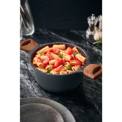 Panela Caçarola Linha Titanium 28cm 6,4 Lts 8475 MTA-8061e760-0cde-46be-9c4a-b6f27cfeb361