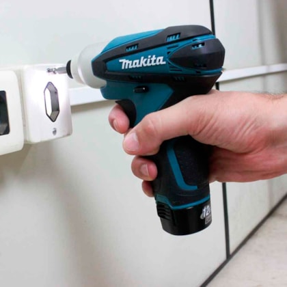 Parafusadeira de Impacto a Bateria 10,8v TD090DWE Bivolt Makita-e2b9246d-83dc-4e26-99bb-37e555b6d693