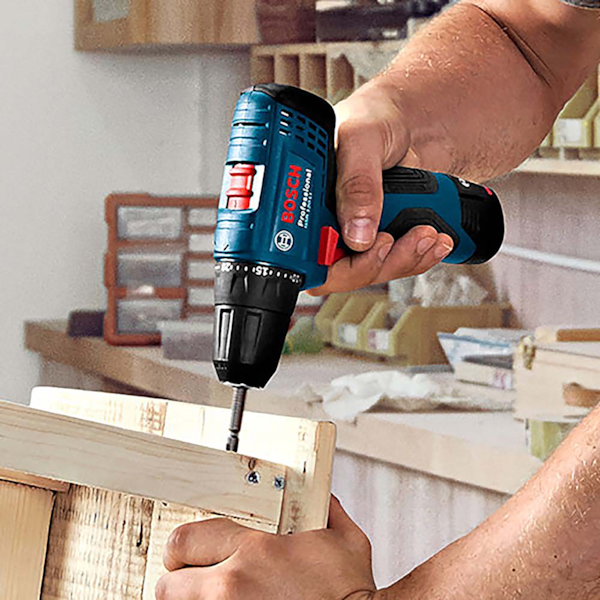 Parafusadeira e Furadeira à Bateria 12V com 1 Bateria 2,0Ah e Carregador Rápido GSR 120-LI Bosch-2cbd625b-0b31-4563-b961-f3cd5a1ade4e