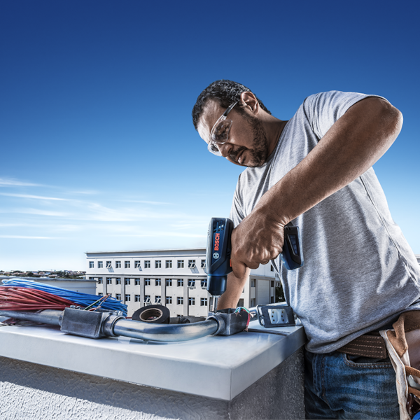 Parafusadeira e Furadeira a Bateria 12v GSR 1000 Bivolt Bosch-7a38ba5c-c0e7-4405-83cd-5104b72e7a13