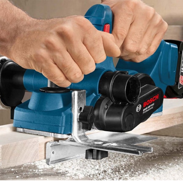 Plaina 18v S/Bateria GHO 18 V-LI Bosch-0c91c5cc-51b1-4a88-9986-98449783410b