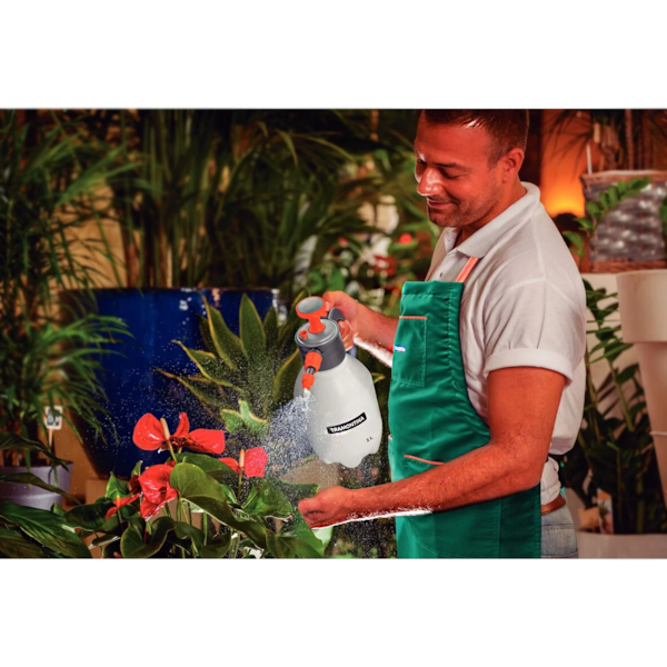 Pulverizador Plástico Manual de Compressão Prévia 2,0L 78610/206 Tramontina-ae35b7e3-b34f-4832-81bd-4519234154ad