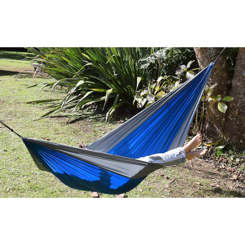 Modelo De Design De Logotipo De Revendedor De Carros Ou Vendedor De Carros