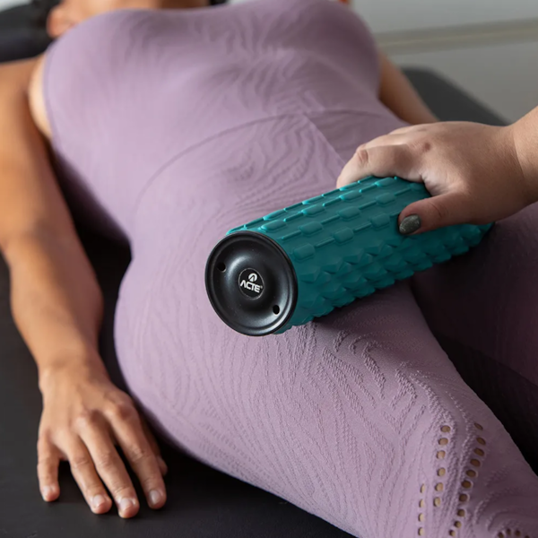 Rolo Massageador de Liberação Miofascial Elétrico Recarregável via Usb-C Verde R33-V Acte Sports-2da4d833-4993-4431-ab5a-6ed3df08fb4c