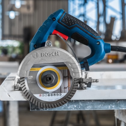 Serra Mármore GDC 151 TITAN 1500W Com Kit Refrigeração E Maleta Bosch-8ec9add1-8d20-4974-a2df-7d76fdbeed60