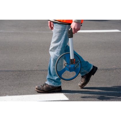 Trena de Roda GWM 32 Professional Bosch-e34259c0-de04-42e3-b221-81e2e5a45bc4