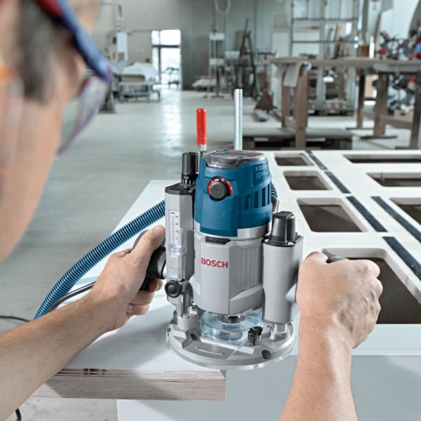 Tupia de Imersão 1/4 GOF1600CE 1600w Bosch-95ef5466-18d6-4591-a7f1-90715d7391d3